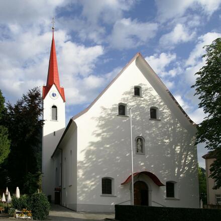 Katholische Pfarrkirche Zu Unserer Lieben Frau Mariä Heimsuchung 1