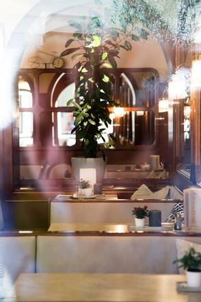Cafe Mikl