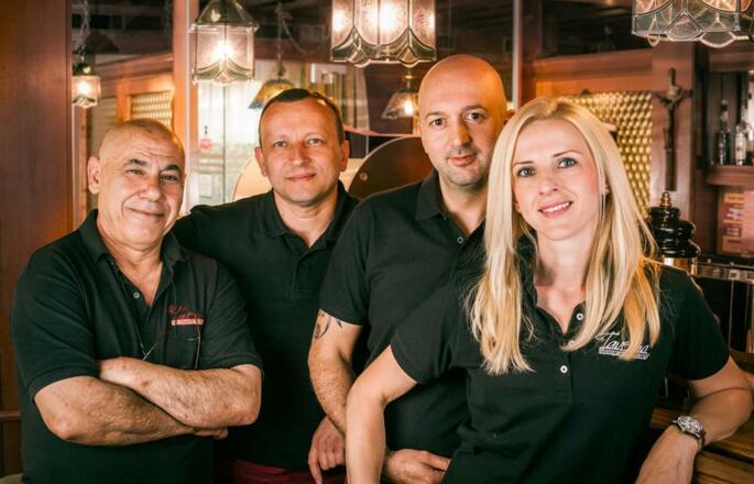 Das Team - La Taverna