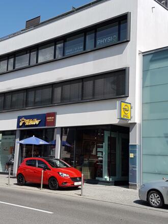 Schweitzer Frontansicht