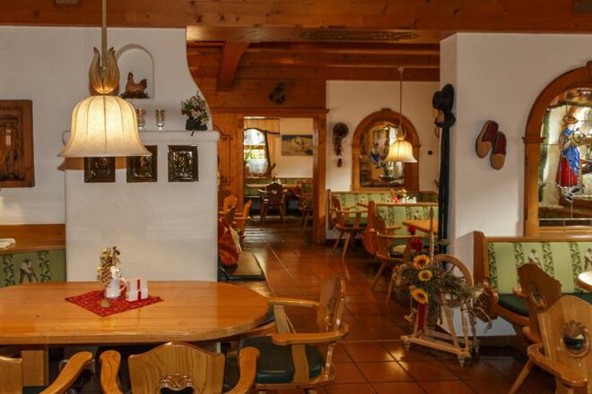 Dorfstubn Stammtisch