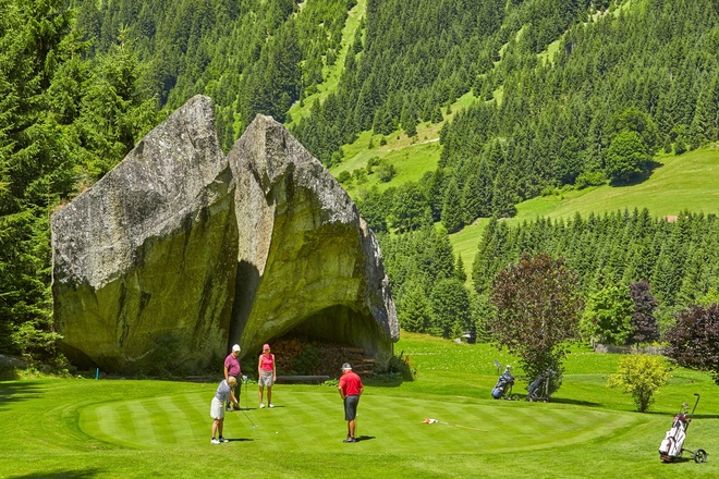 Golfclub Silvretta (c) Paul Severn