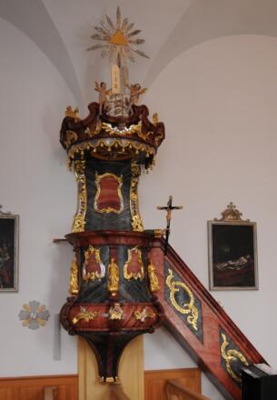 sonntag, Katholische Pfarrkirche Heiliger Oswald und Heiliger Dominikus