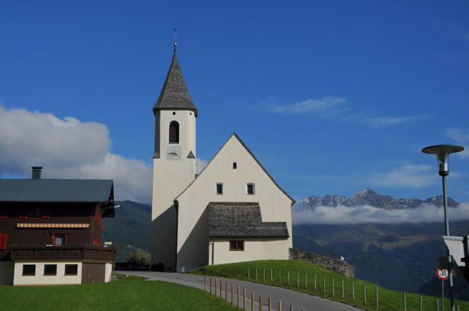 Bartholomäberg, Kuratienkirche zu Unserer Lieben Frau Mariä Unbefleckte Empfängnis und Friedhof 4