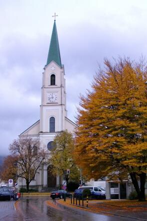 Katholische Pfarrkirche zum Heiligen Leopold