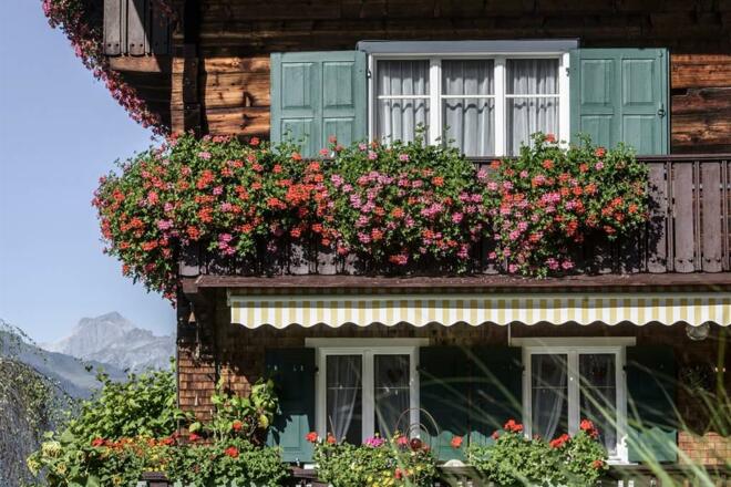Blick zum Gästebalkon
