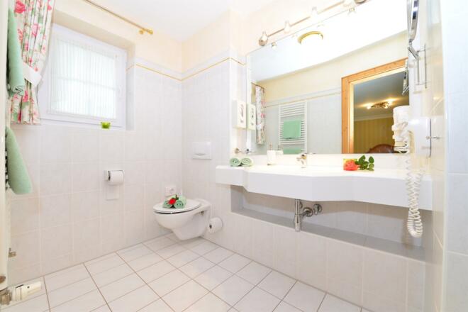 Beispiel Badezimmer Zimmer Kat. II