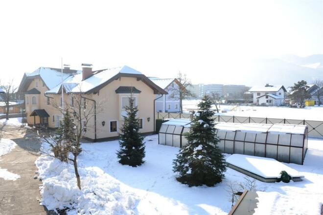 Hausansicht Winter