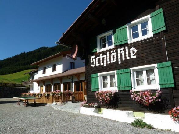 Aussenansicht Sommer