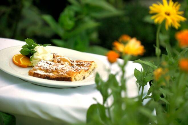 Hausgemachter Topfenstrudel