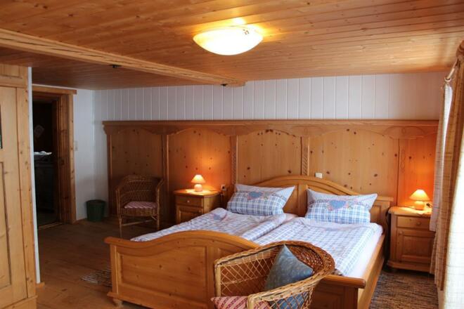 großes Schlafzimmer