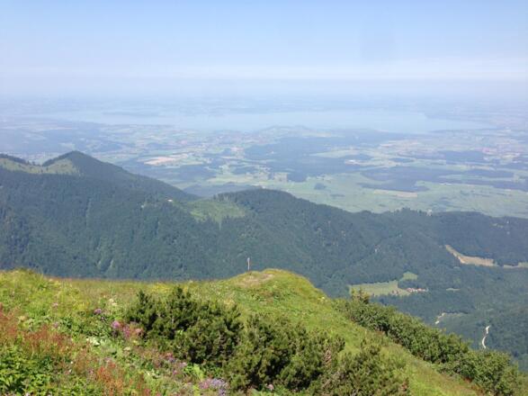Blick vom Hochfelln Gipfel