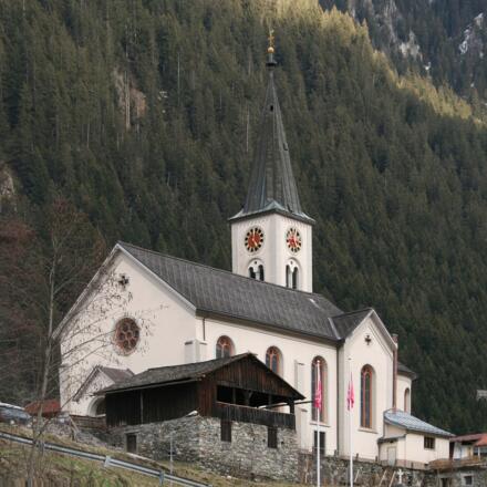 Blick auf die Pfarrkirche Heiliger Michael