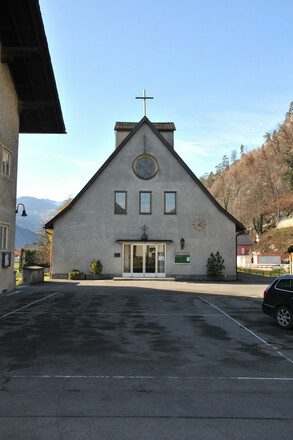 Bludenz-Bings; Pfarrkirche zur Hl. Dreifaltigkeit