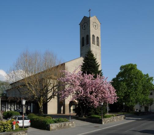 Katholische Pfarrkirche Zum Göttlichen Erlöser
