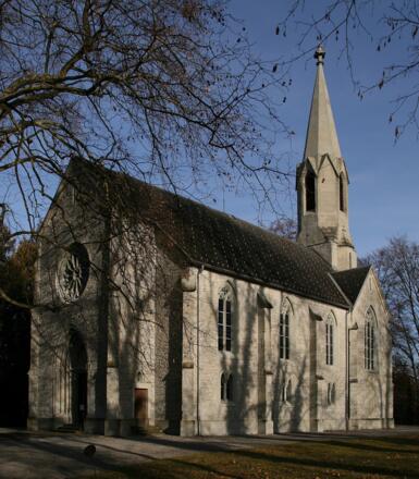 Evangelische Pfarrkirche A.B. Heiliges Kreuz 1