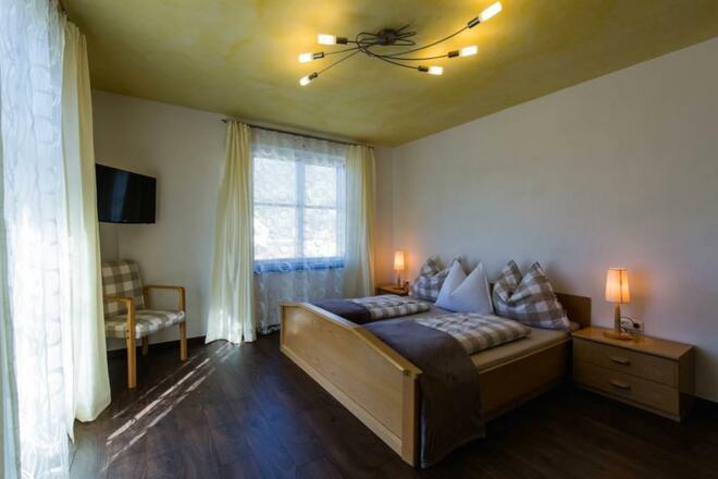 Apartment 1 6