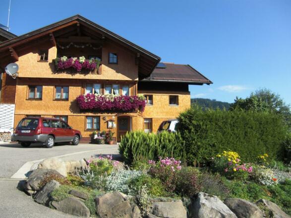 Haus im Sommer