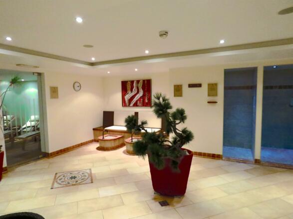 wellness hirlanda