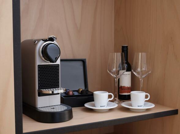 Hotel kontor Zimmer Hall in Tirol