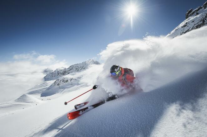 Powder-Department-Stubaier-Gletscher-c-Andre-Schoe