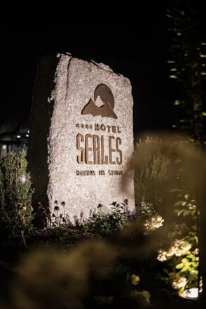 Einfahrt Hotelparkplatz