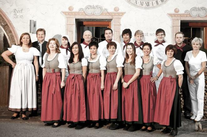 Die fleißigen Hände vom Hoferwirt