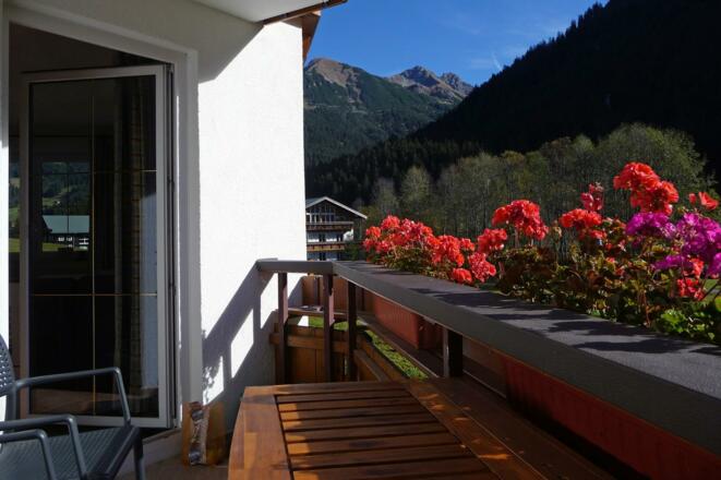 Kleinwalsertal balkon zomer