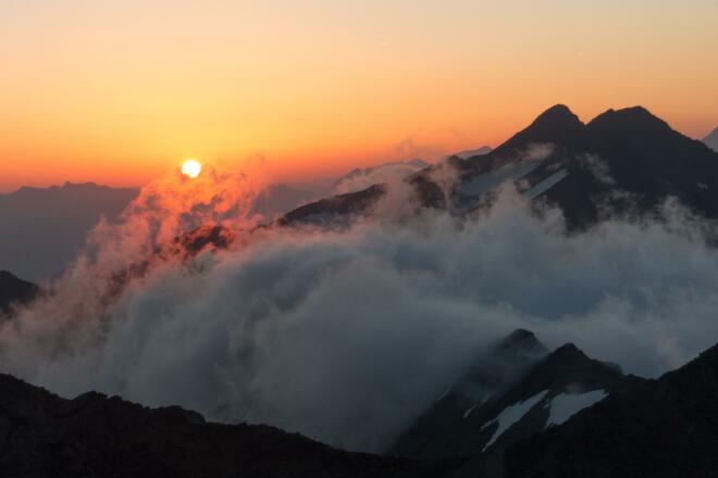 Sonnenaufgang am Becherhaus