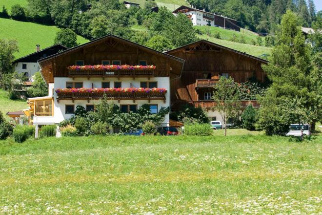 Pension Ladestatthof im Sommer