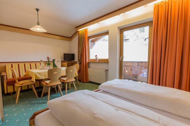 Appartement Kleeblatt Essbereich