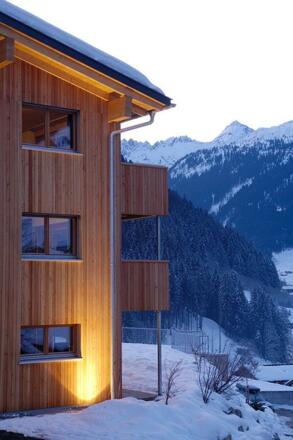 chaletaussen_hoch