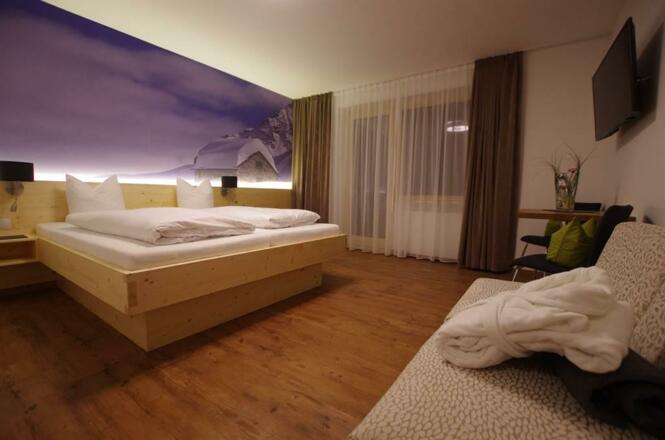 Doppel- oder Mehrbettzimmer