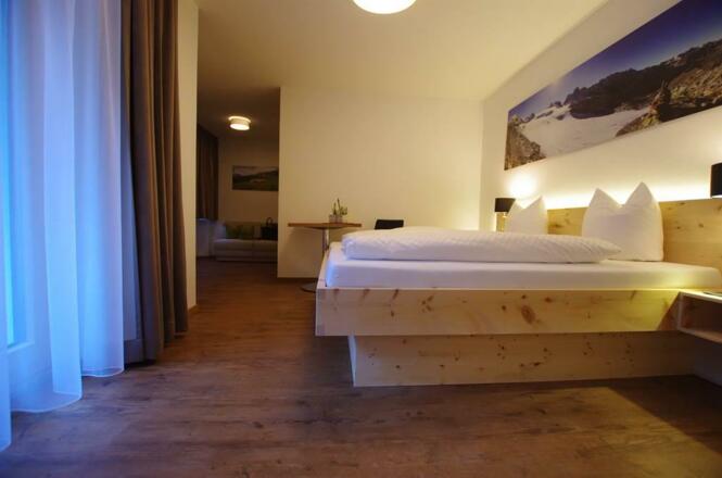 Doppe- oder Mehrbettzimmer