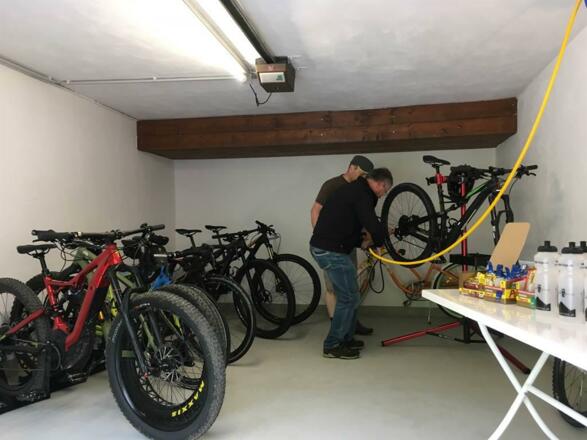 Abschließbarer Bikeraum