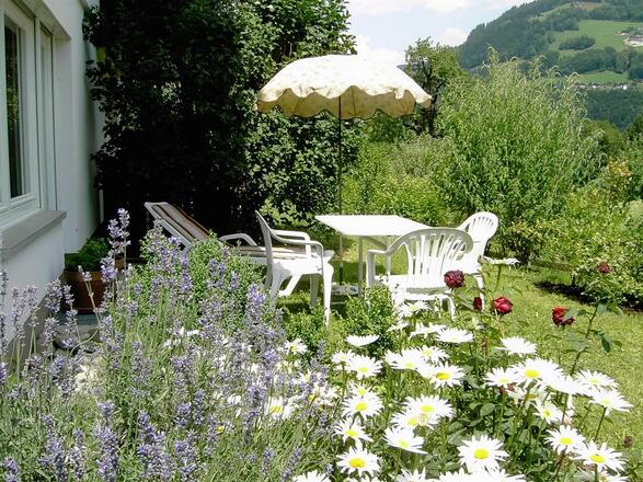 Sitzgruppe im Garten