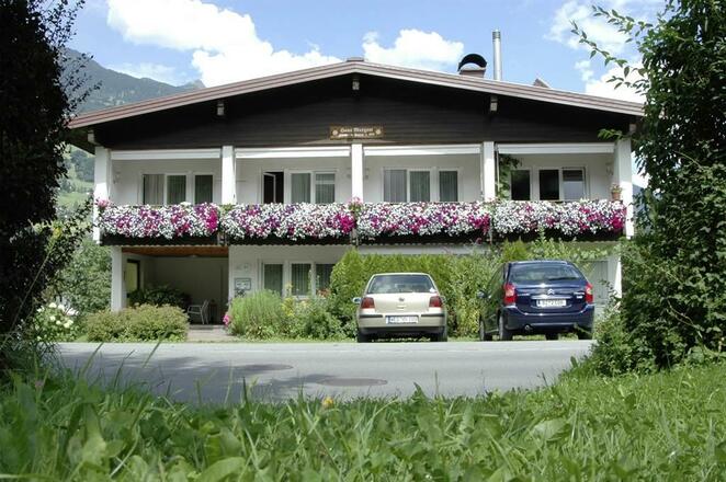 Haus Margret, Sommer