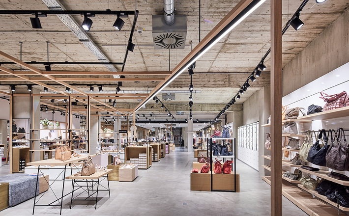 Im Modehaus Juhasz