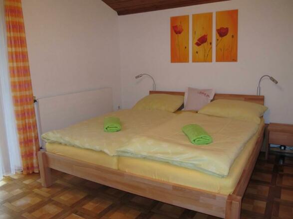 eines von zwei Doppelzimmer