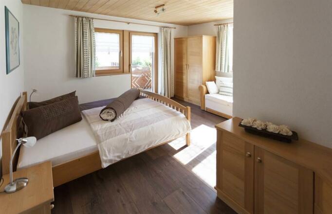Ferienwohnung 2 - Schlafzimmer