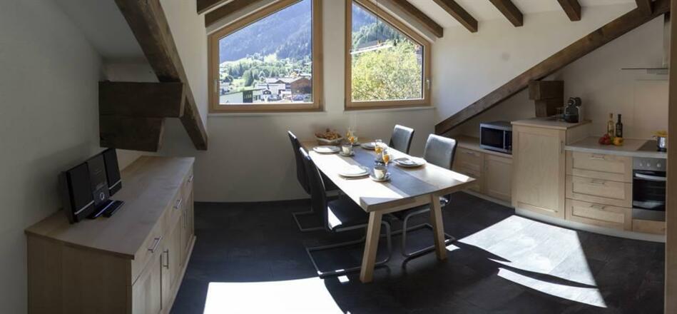 Ferienwohnung 4 - Essbereich / Küche