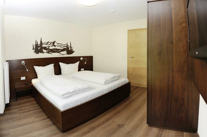 Schlafzimmer Apartment 2 + 3