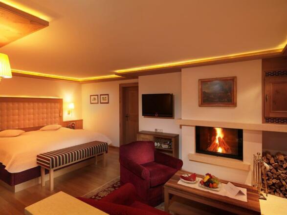 jr Suite