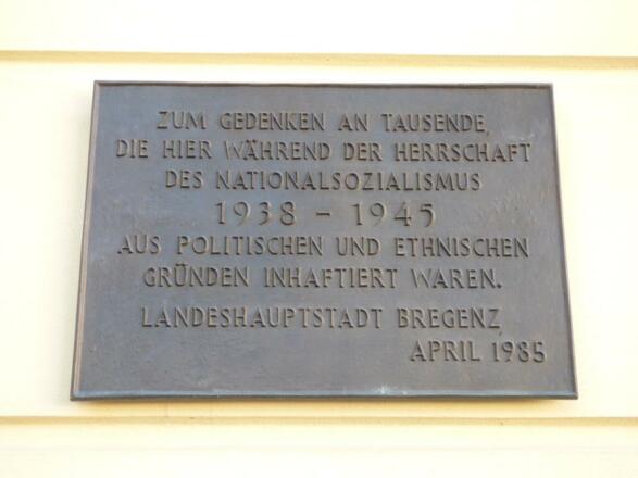 Gedenktafel neben der Eingangstür