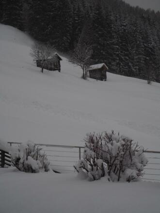 Glücksplatzl Mieders Schnee Aussicht