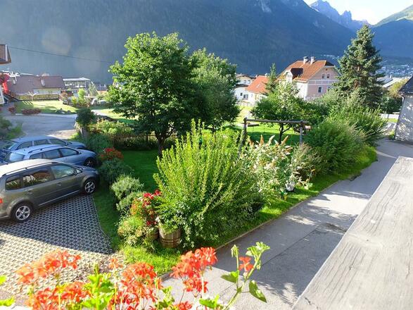 Damelerhof Stubaital Garten1