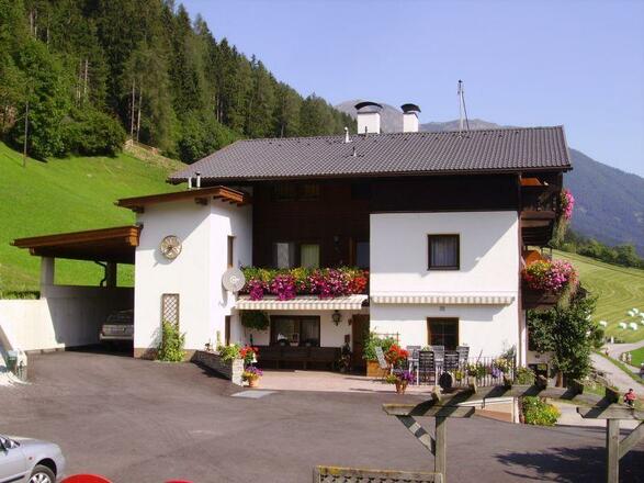Alpenbauernhof Gröbenhof Seitenansicht