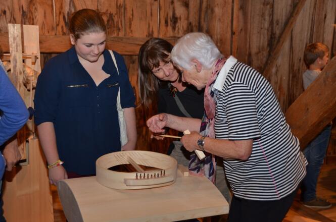 Haselfichten-Klangskulpturen von Helene Keller