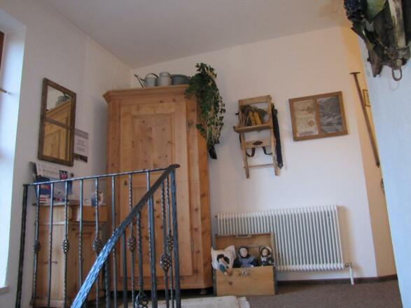 Haus am Mühlraon, Flur