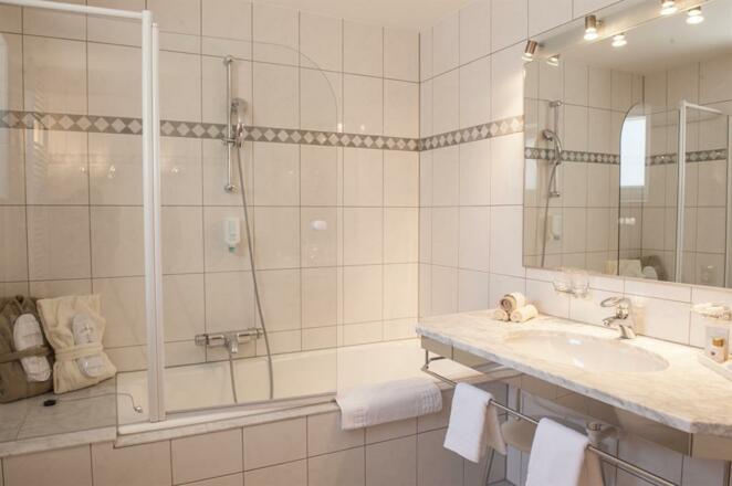 Hotel Albona Nova Badezimmer